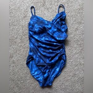 Aqua Green Twist Front One Piece Swimsuit. Size large.